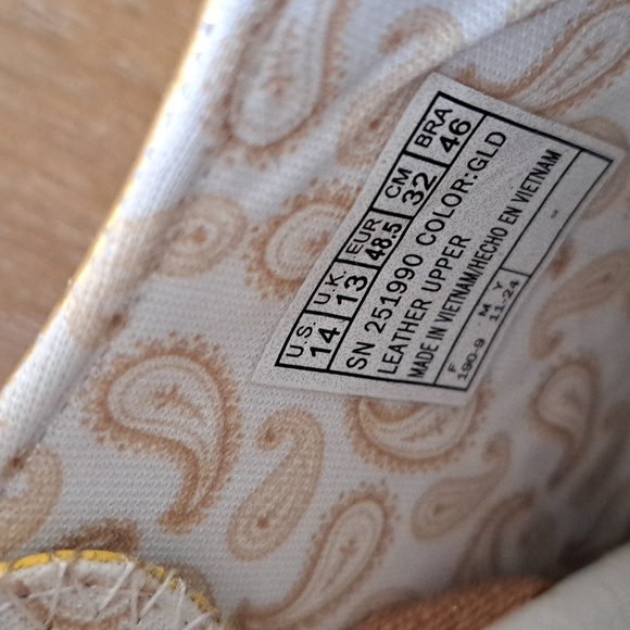 Skechers Snoop Dogg: Snoop One Gold Medal High-Top Sneaker - Size: Men 14 - Picture 9 of 9